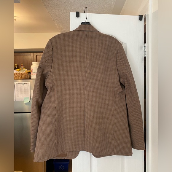 NWT Uniqlo brown blazer - Picture 2 of 5